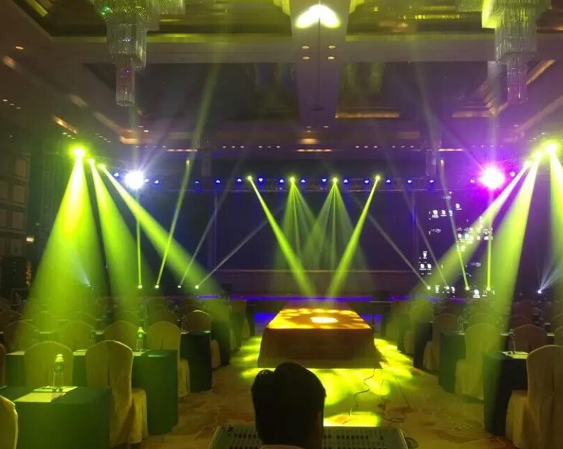 客户租赁我司青岛灯光音响租赁使用中