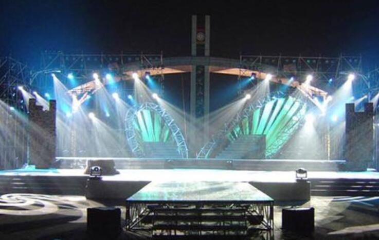 公司年会青岛舞台搭建完成